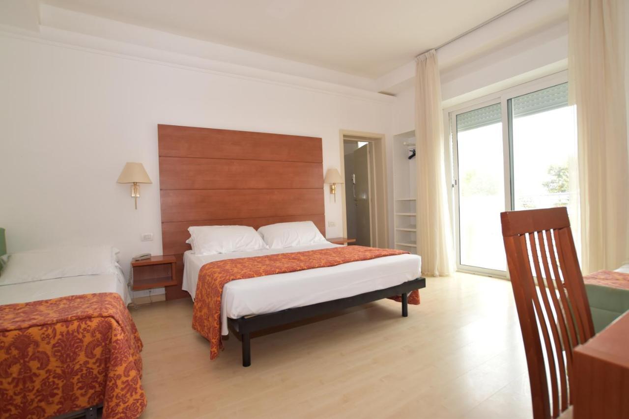 Hotel Villa Del Parco Rimini Exteriér fotografie